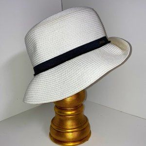 HAT -Fantastic White Straw Hat